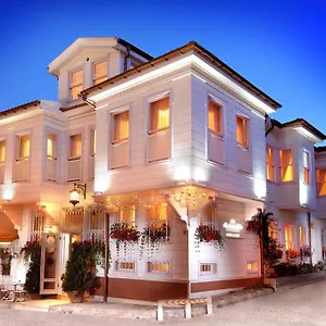 **** Otel Darussaade Türkiye