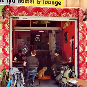 chillout-lya-hostel-bar.istanbul-turkeyhotels.com/